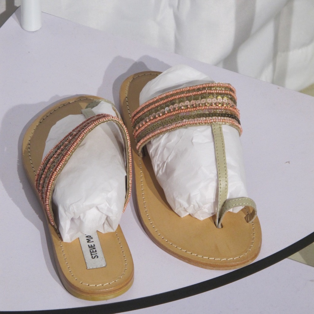 NEW IN BOX Steve Madden Arianne Blush Sandals